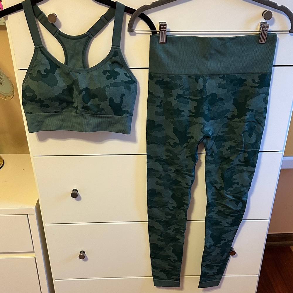 SHEIN Green Camo Leggings and Sports Bra Set